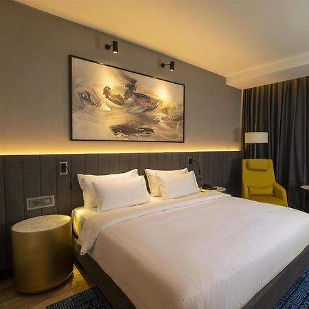 Radisson Blu Hotel & Conference Center, Найамей Екстериор снимка